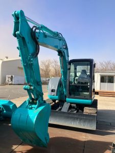 máy đào Kobelco 70