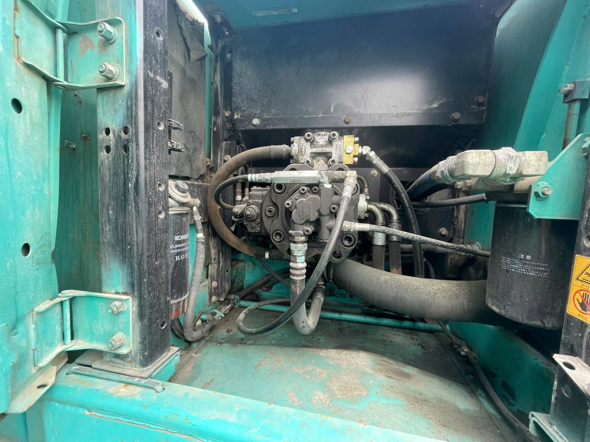 máy xúc sk210