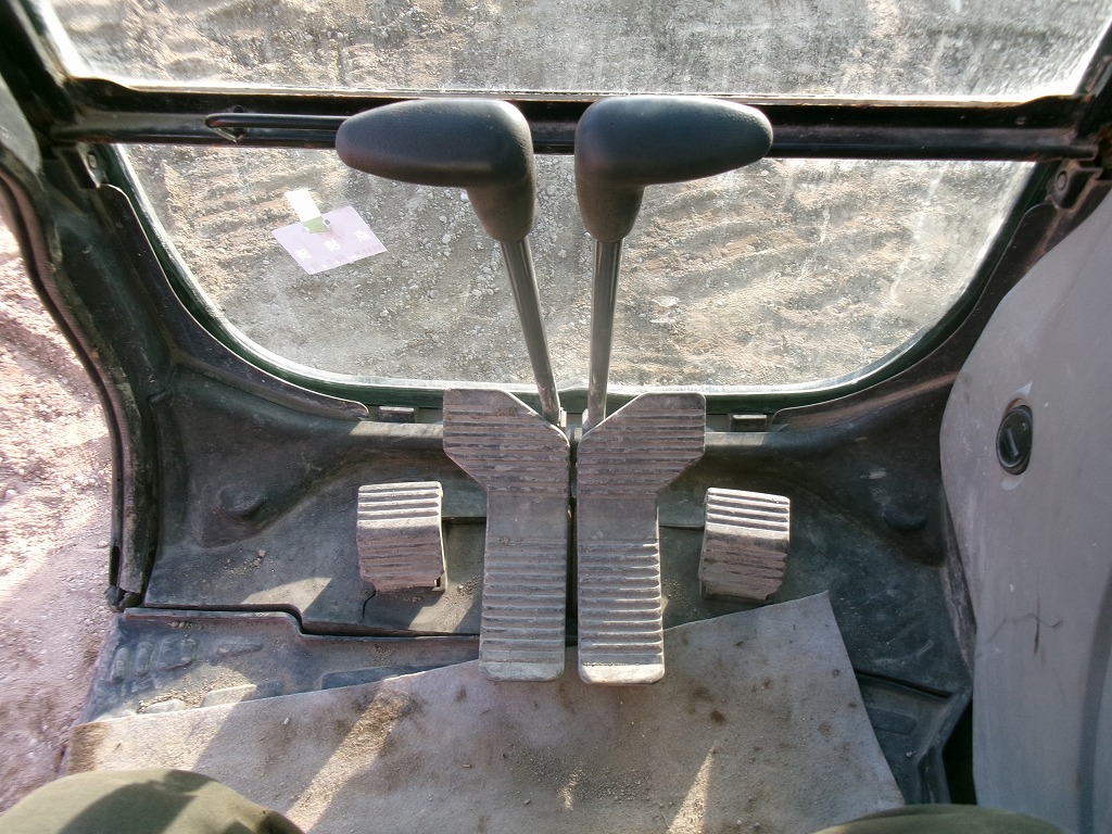 Máy Xúc Đào Kobelco Sk135SR-2 Image
